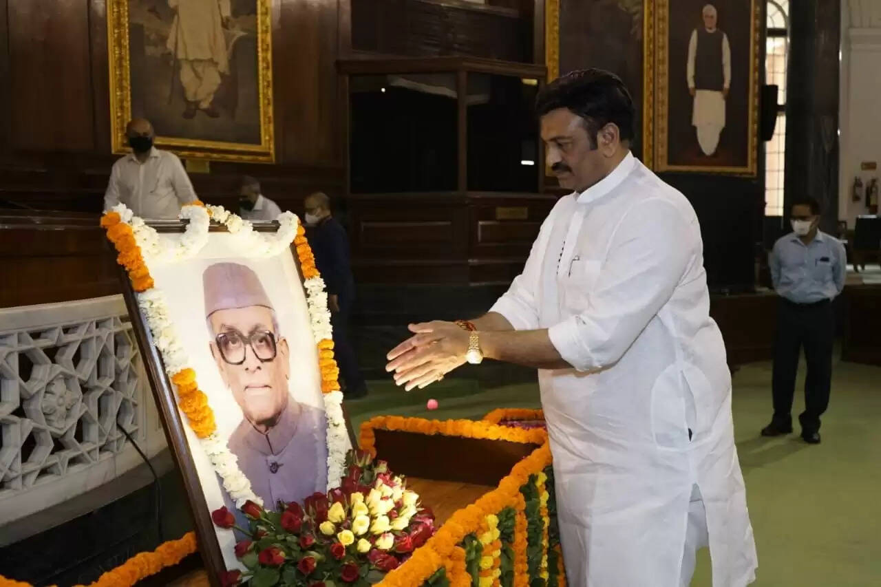 సంజీవరెడ్డి కి నివాళి
